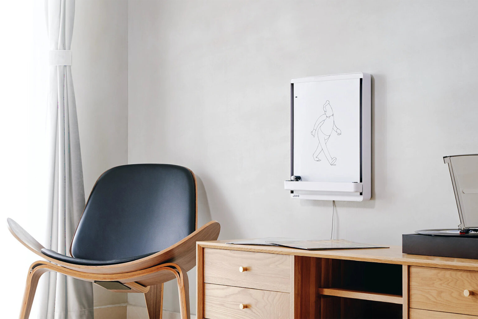 ペンが自動で動く イラストから通知まで 何でも描いてくれるホワイトボード Joto Kissanadu