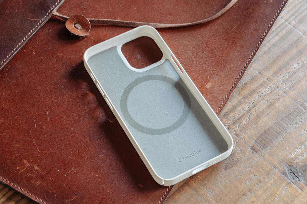  INFINITE-AIR-iPhone-case-review