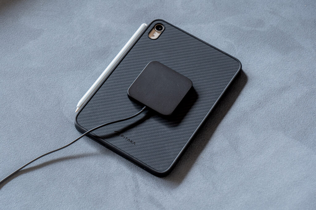 iPad miniで”ワイヤレス充電”を実現!? PITAKA  「MagEZ Case Pro」  ＆  「MagEZ Charging Stand」  