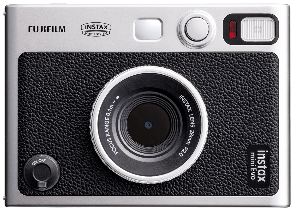 インスタントカメラ「チェキ」とは？ フィルムカメラ初心者必見の使い方や活用法を大公開！
